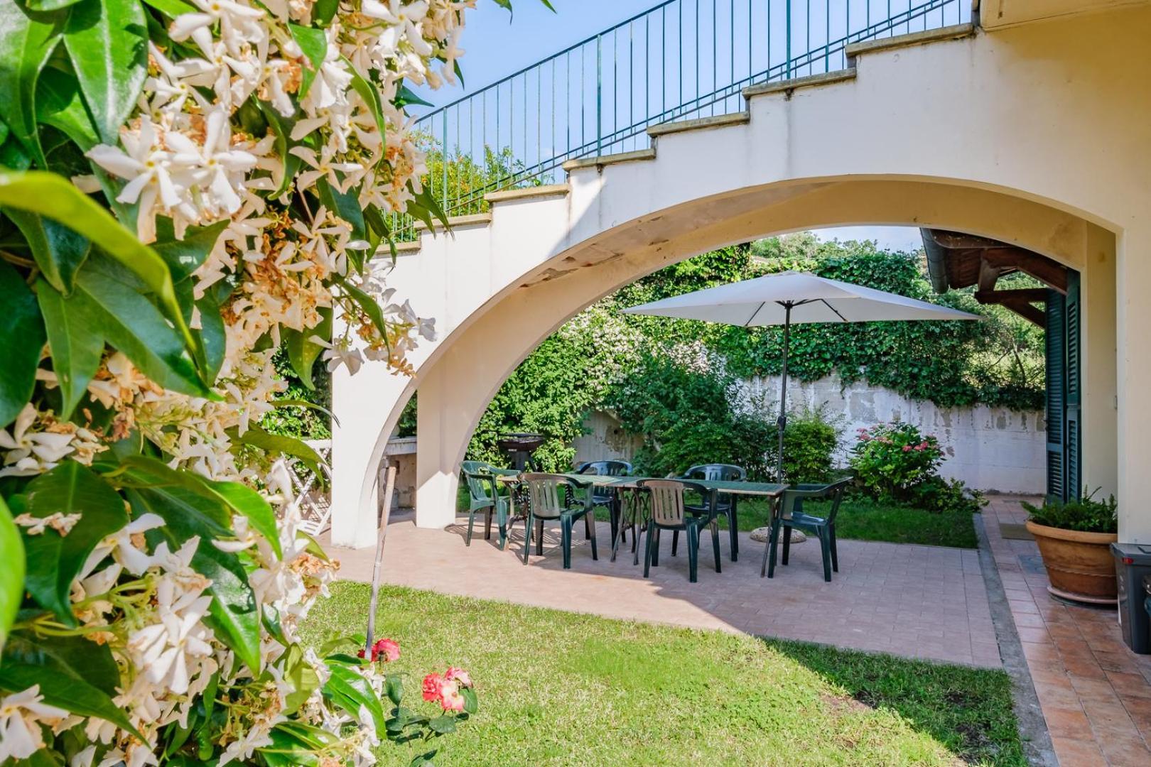 Villa Di Campagna 10 Posti Con Piscina Privata Castellina Marittima Kültér fotó